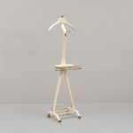 1033 5482 VALET STAND